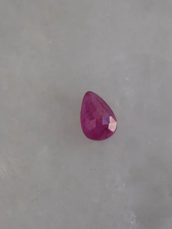 Gorgeous hot pinkish red ruby 1.20 carats - Picture 1 of 8